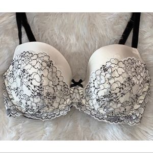 Victoria’s Secret Dream Angles Lined Demi